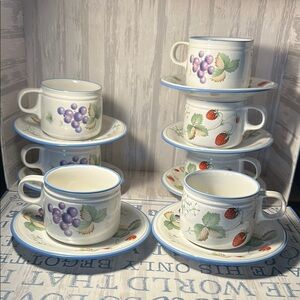 Home Beautiful TEMPTING Y2302 Stoneware Mug and Saucer Strawberries and Grapes